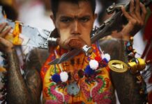 Вегетарианский фестиваль на Пхукете Pheket Vegeterian Festival