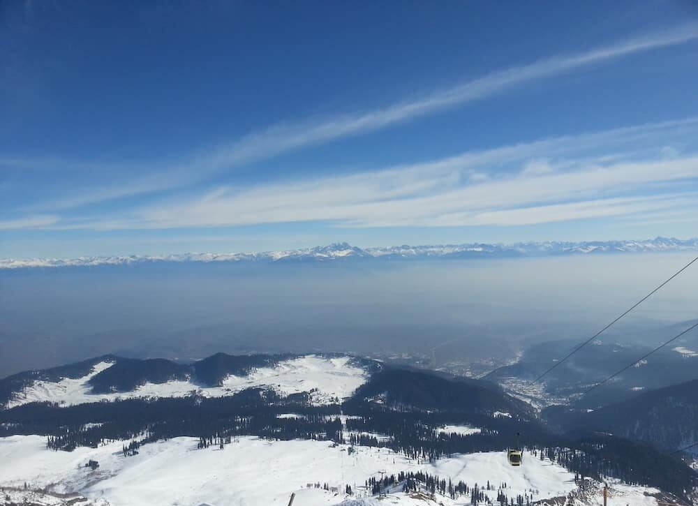 Вид с Афарвара на Джамму и Кашмир