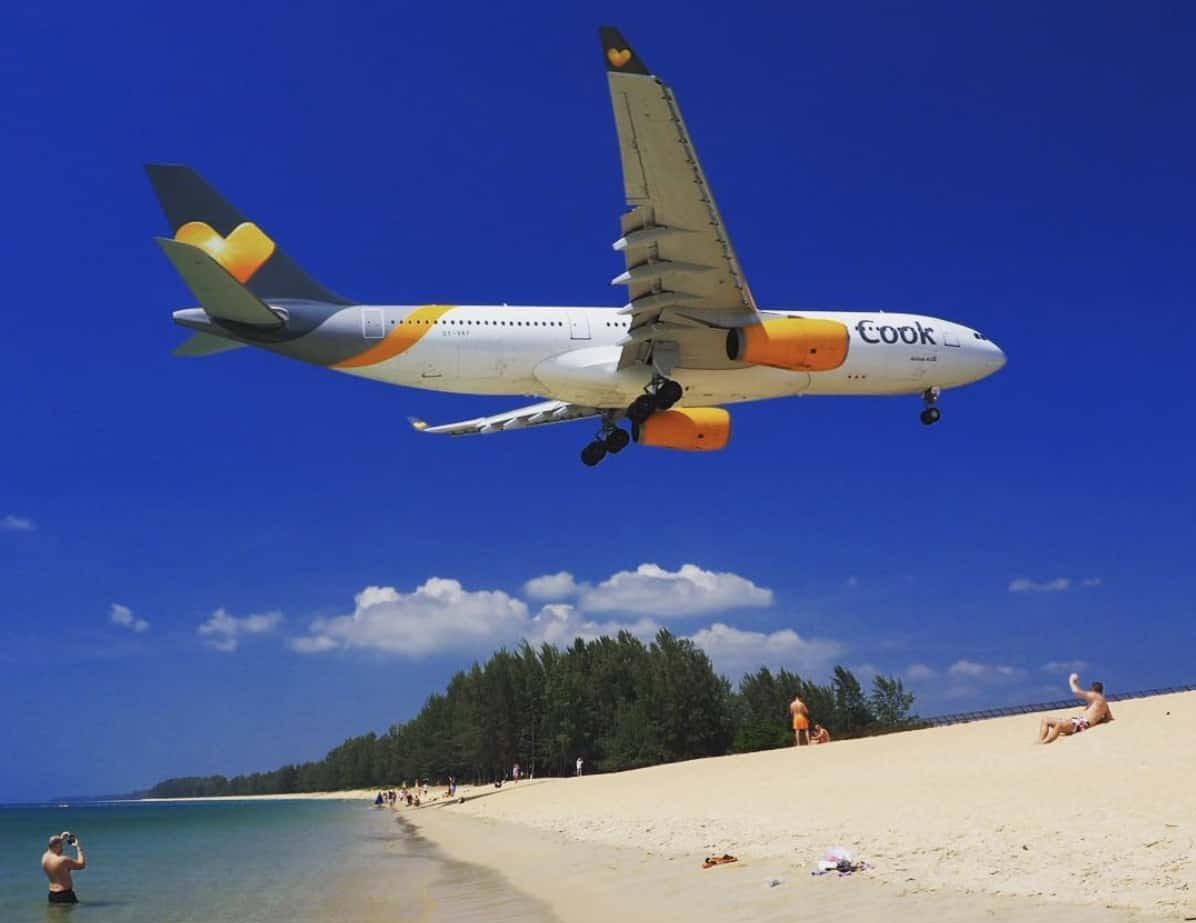 Пляж Маи Као где садятся самолеты