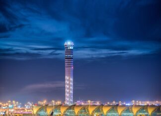 Аэропорт Бангкока Суварнабхуми Suvarnabhumi-Bangkok