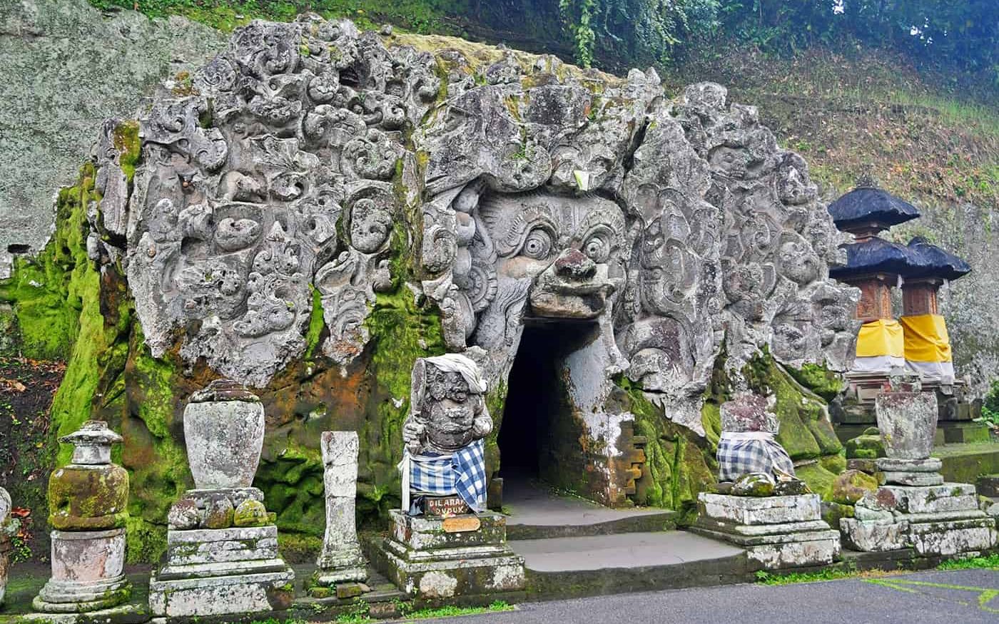 Goa Gajah (Elephant Cave, Слоновья пещера)