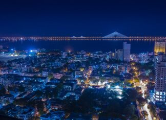 Первый раз в Индии. Три дня в Мумбаи Mumbai-Night-sky