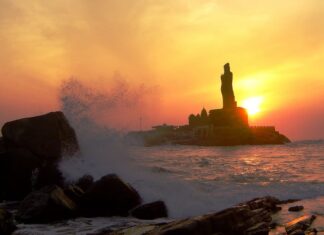 Каньякумари — самая южная точка Индостана Kanyakumari