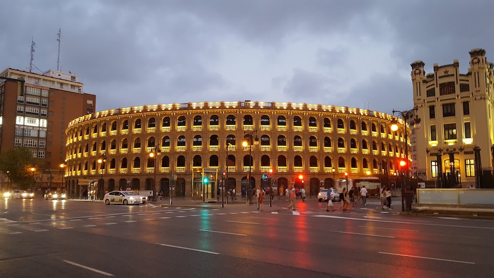 Площадь быков - Plaza de Toros de Valencia