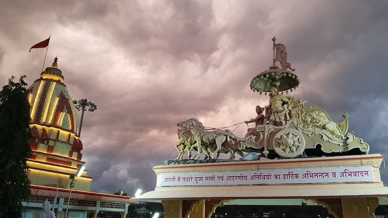 Parmarth Niketan -самый крупный ашрам в Ришикеше