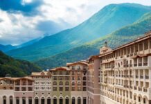 ТОП-10 лучших отелей Сочи Отель Сочи Mariott Красная Поляна