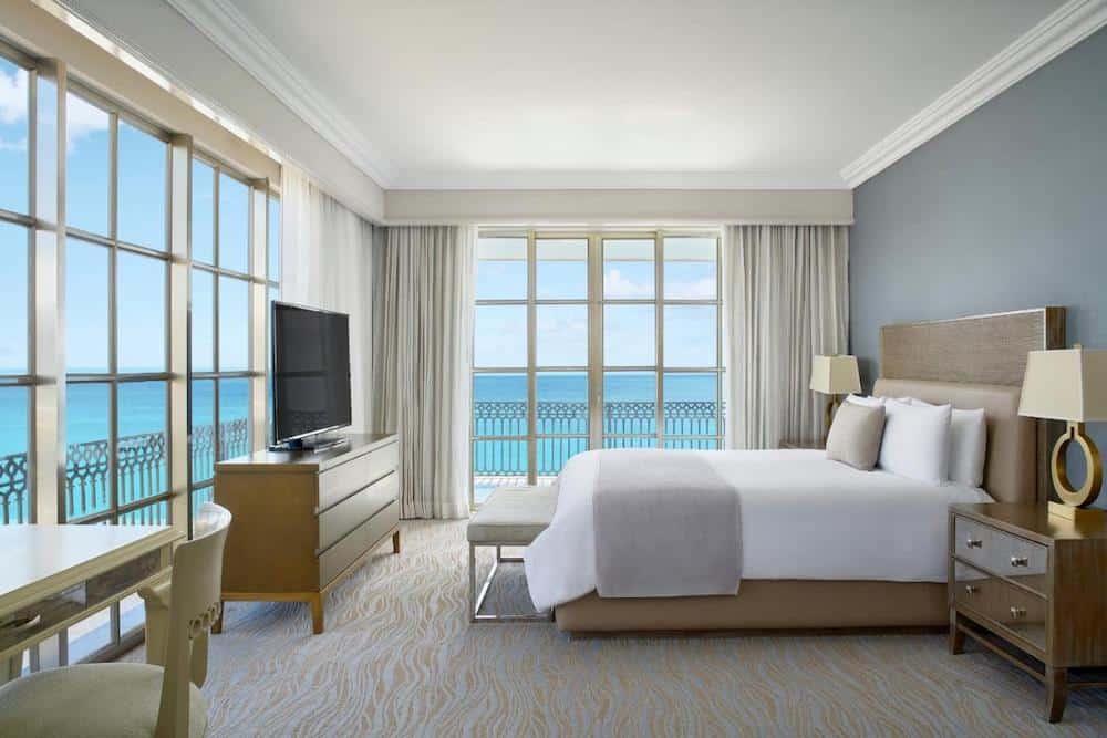 Панорамный номер Люкс в отеле Kempinski Hotel Cancun