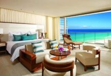 ТОП-10 лучших отелей Канкуна Полулюкс в отеле Secrets the Vine Cancun с видом на океан