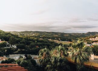 Ллорет–де–Мар — вечеринки и релакс в одном флаконе Ллорет-де-Мар