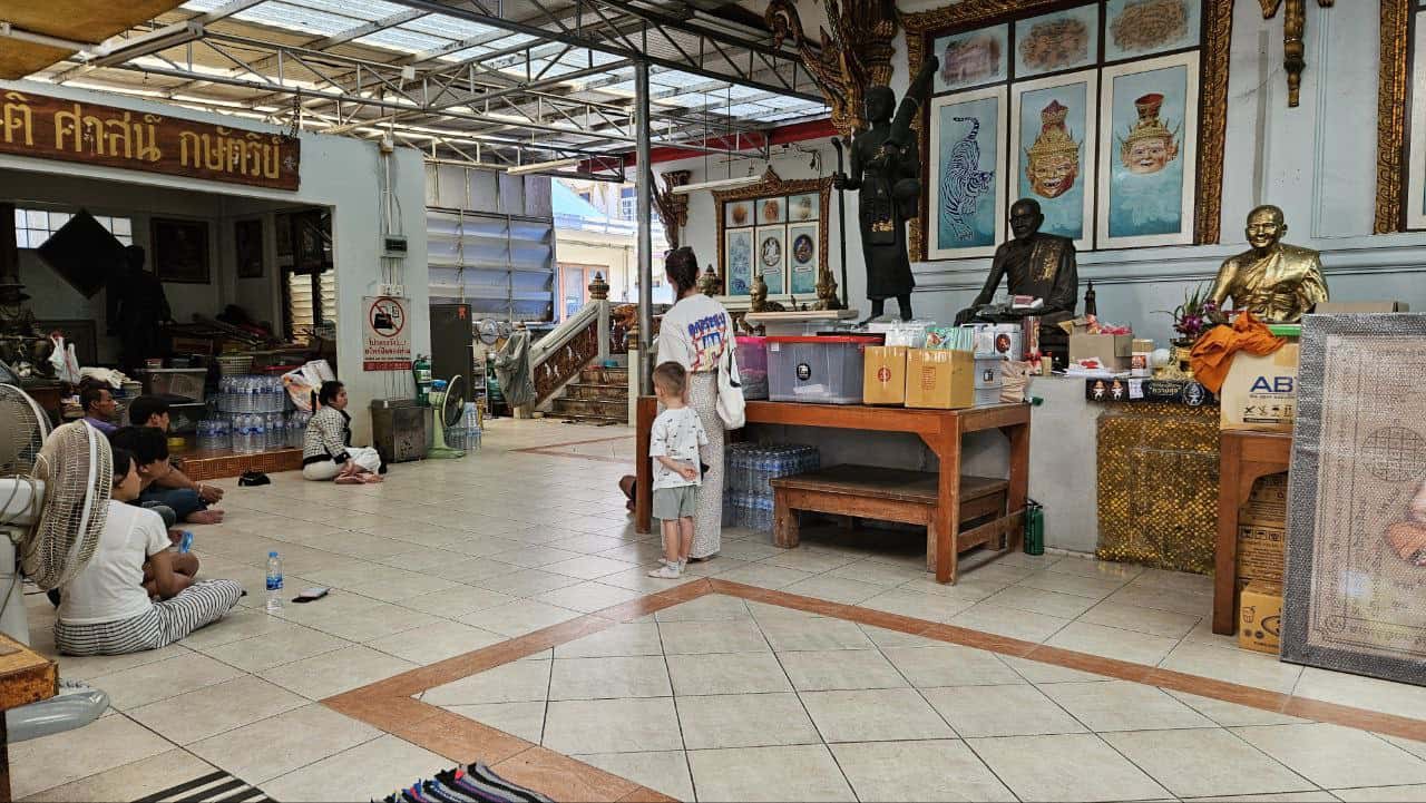 Храм Ват Банг Пхра. Место, где делают Сак Янт.