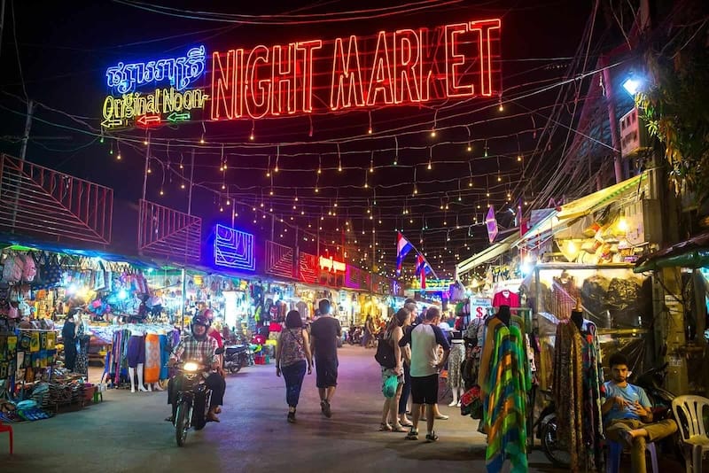 Ночной рынок в Сиемрипе